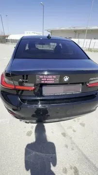 Ne čujem te niš’ — crna